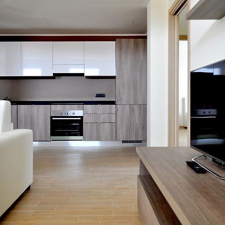 Bb Hotels Aparthotel Bicocca มิลาน ภายนอก รูปภาพ